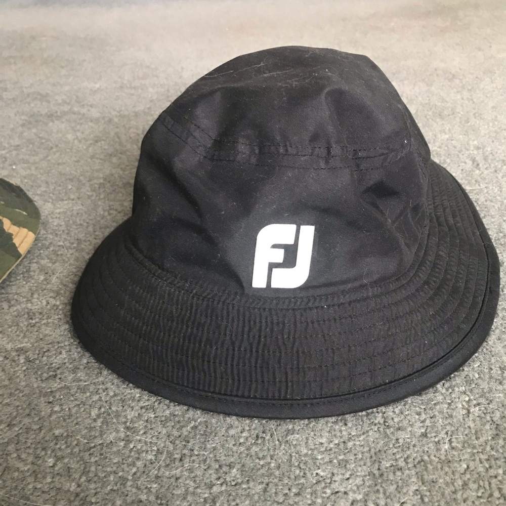 Hat bundle - Picture 2 of 5